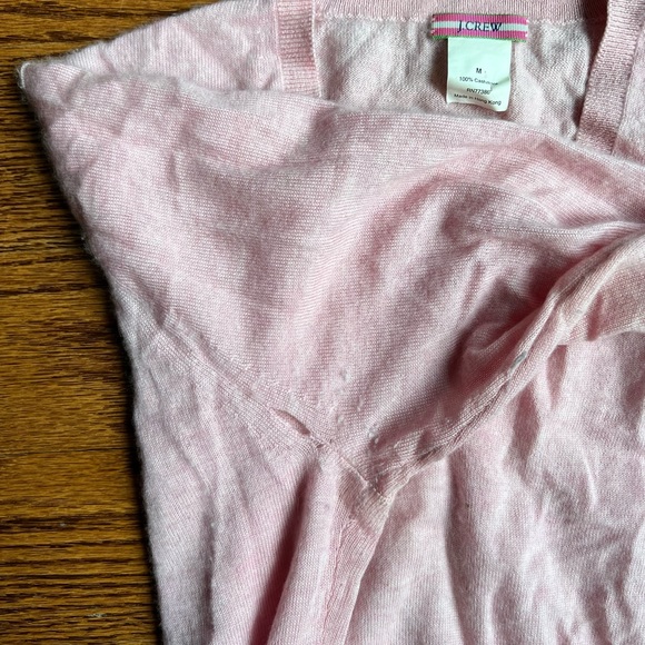 J Crew cashmere lightweight sweater in pale pink - Picture 2 of 6